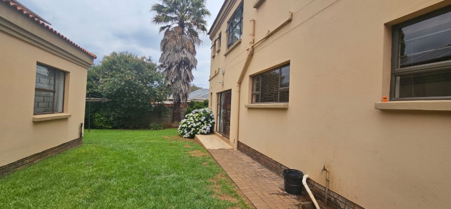 5 Bedroom Property for Sale in Vanderbijlpark SE 4 Gauteng