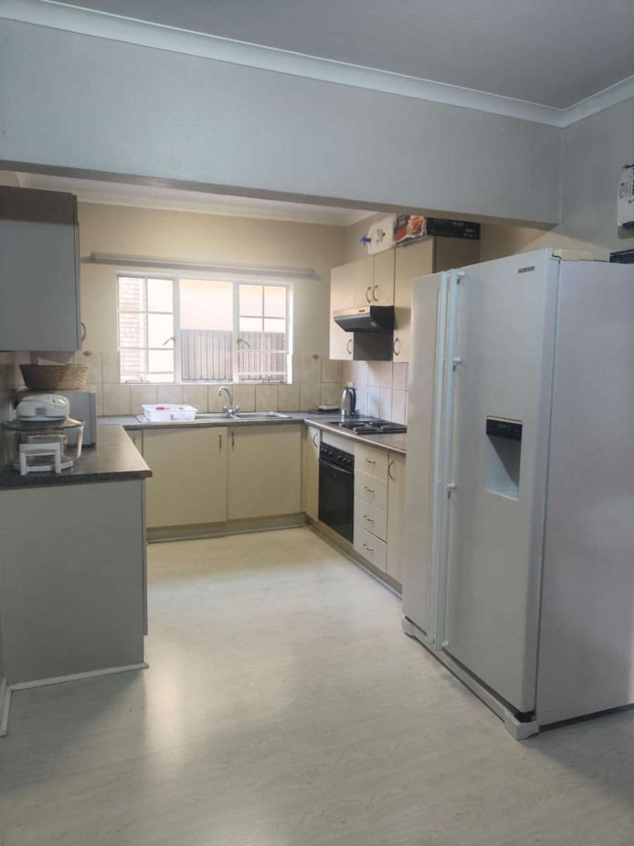 2 Bedroom Property for Sale in Vanderbijlpark SW 5 Gauteng