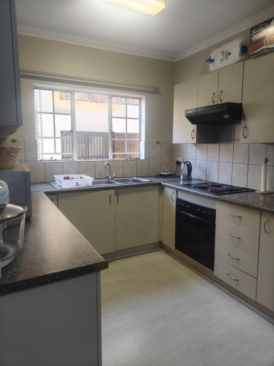 2 Bedroom Property for Sale in Vanderbijlpark SW 5 Gauteng