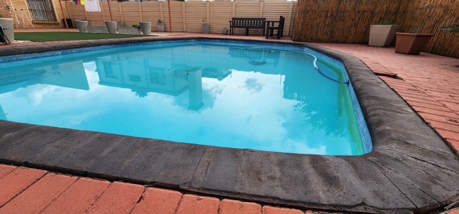 4 Bedroom Property for Sale in Vanderbijlpark SE 4 Gauteng