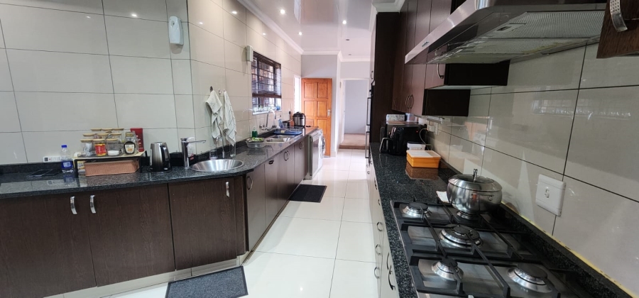 4 Bedroom Property for Sale in Vanderbijlpark SE 4 Gauteng