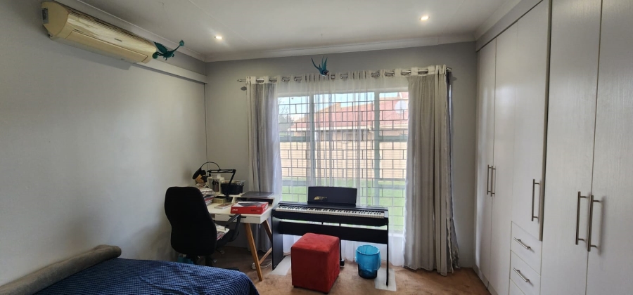 4 Bedroom Property for Sale in Vanderbijlpark SE 4 Gauteng