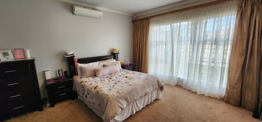 4 Bedroom Property for Sale in Vanderbijlpark SE 4 Gauteng