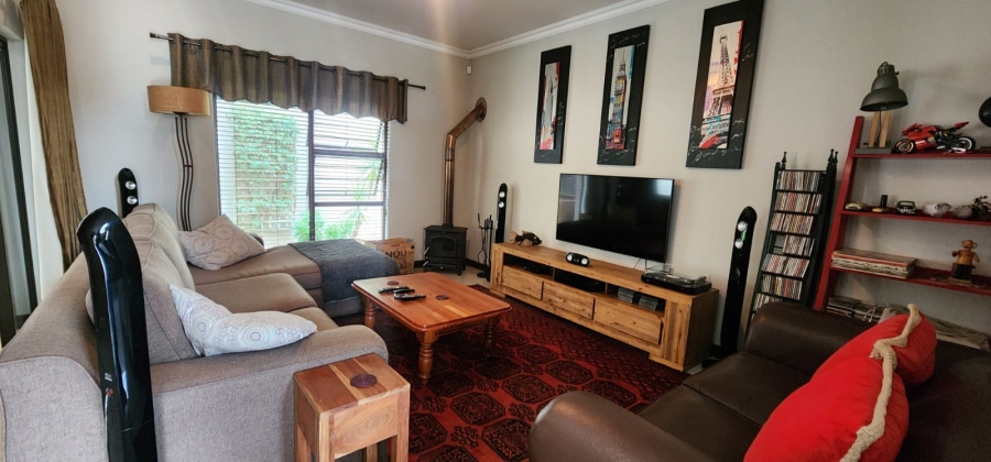 3 Bedroom Property for Sale in Vanderbijlpark SW 5 Gauteng