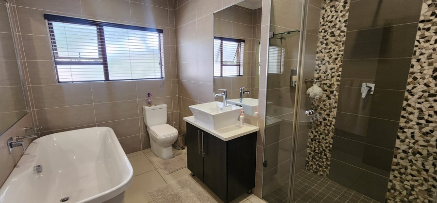 3 Bedroom Property for Sale in Vanderbijlpark SW 5 Gauteng