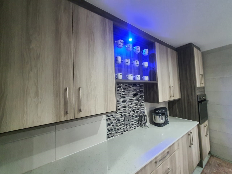 4 Bedroom Property for Sale in Vanderbijlpark SE 4 Gauteng