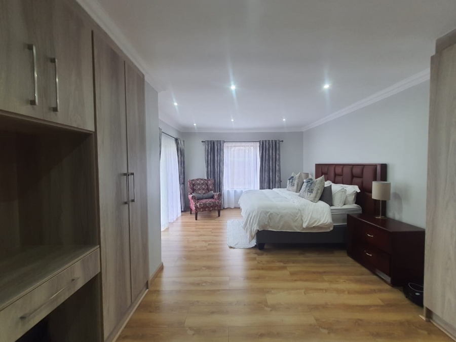 4 Bedroom Property for Sale in Vanderbijlpark SE 4 Gauteng