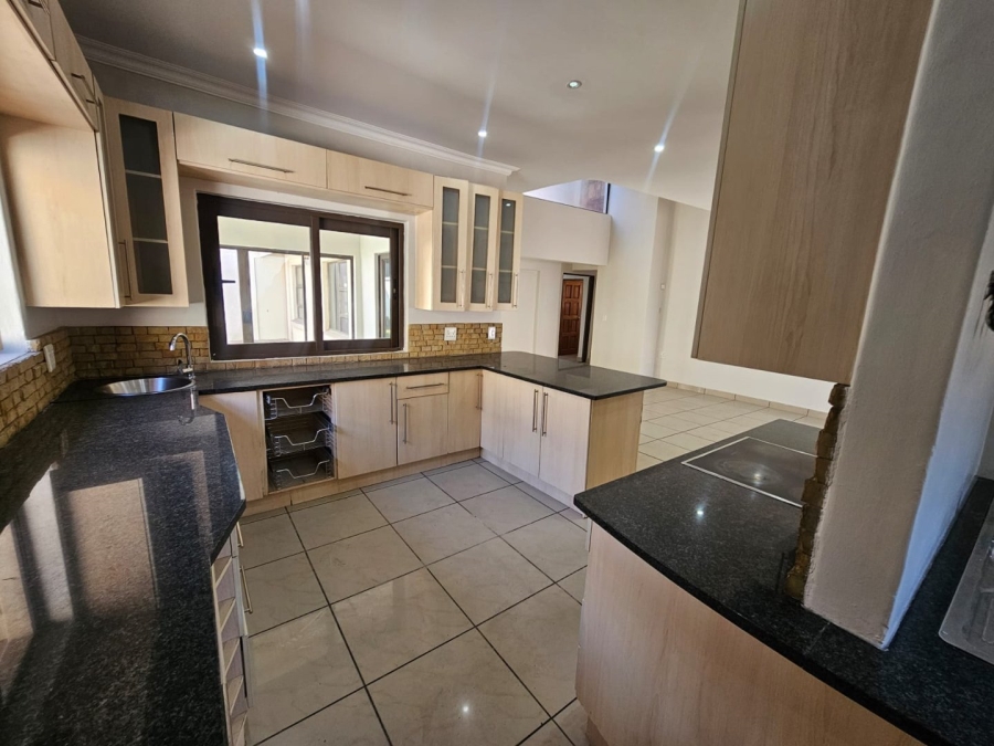3 Bedroom Property for Sale in Vanderbijlpark SW 5 Gauteng