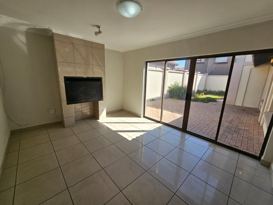 3 Bedroom Property for Sale in Vanderbijlpark SW 5 Gauteng
