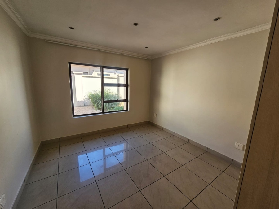 3 Bedroom Property for Sale in Vanderbijlpark SW 5 Gauteng