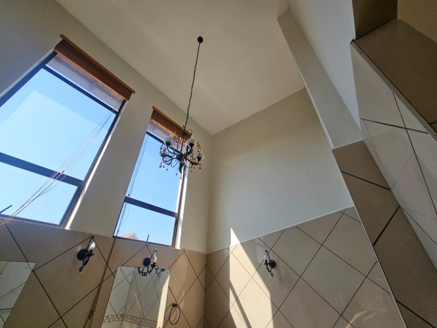 3 Bedroom Property for Sale in Vanderbijlpark SW 5 Gauteng