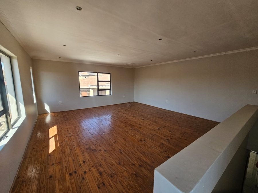3 Bedroom Property for Sale in Vanderbijlpark SW 5 Gauteng