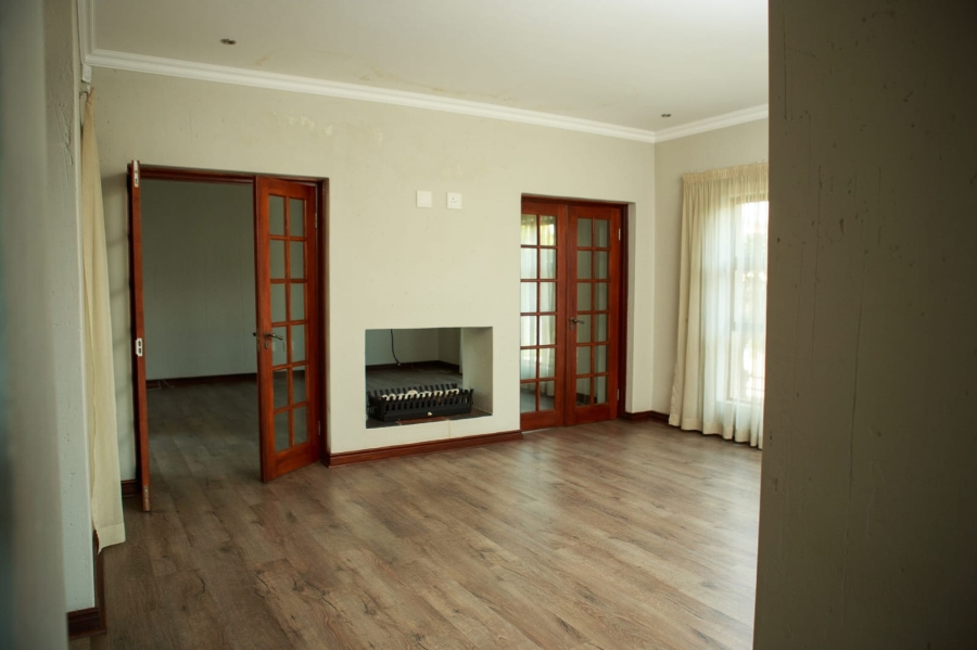 4 Bedroom Property for Sale in Vanderbijlpark SW 5 Gauteng