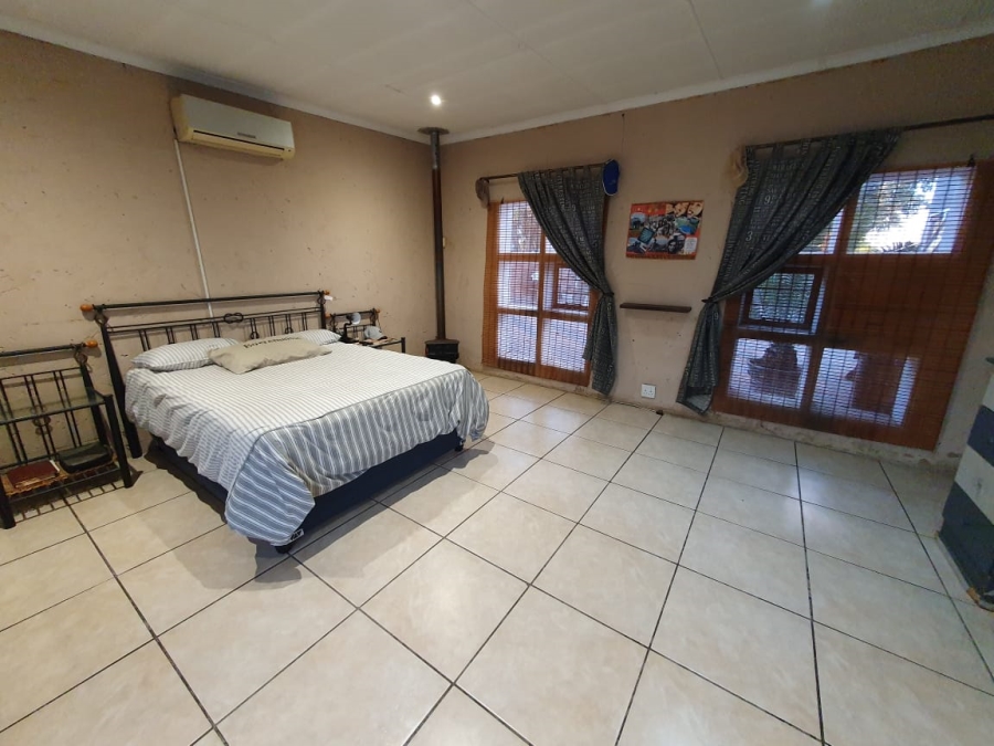 3 Bedroom Property for Sale in Vanderbijlpark SE 4 Gauteng
