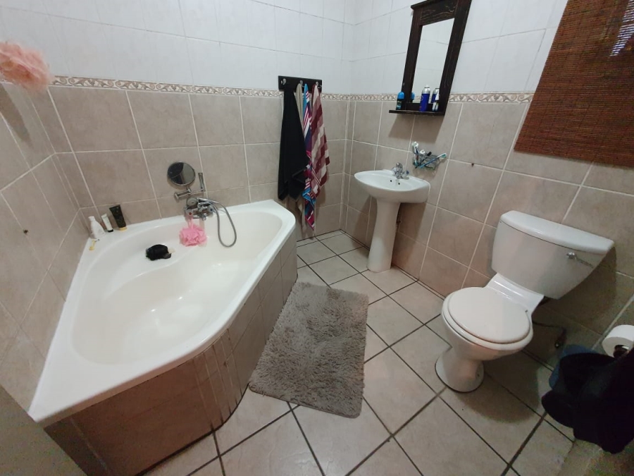 3 Bedroom Property for Sale in Vanderbijlpark SE 4 Gauteng