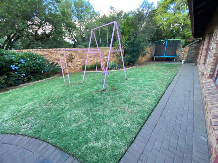 3 Bedroom Property for Sale in Vanderbijlpark SW 5 Gauteng