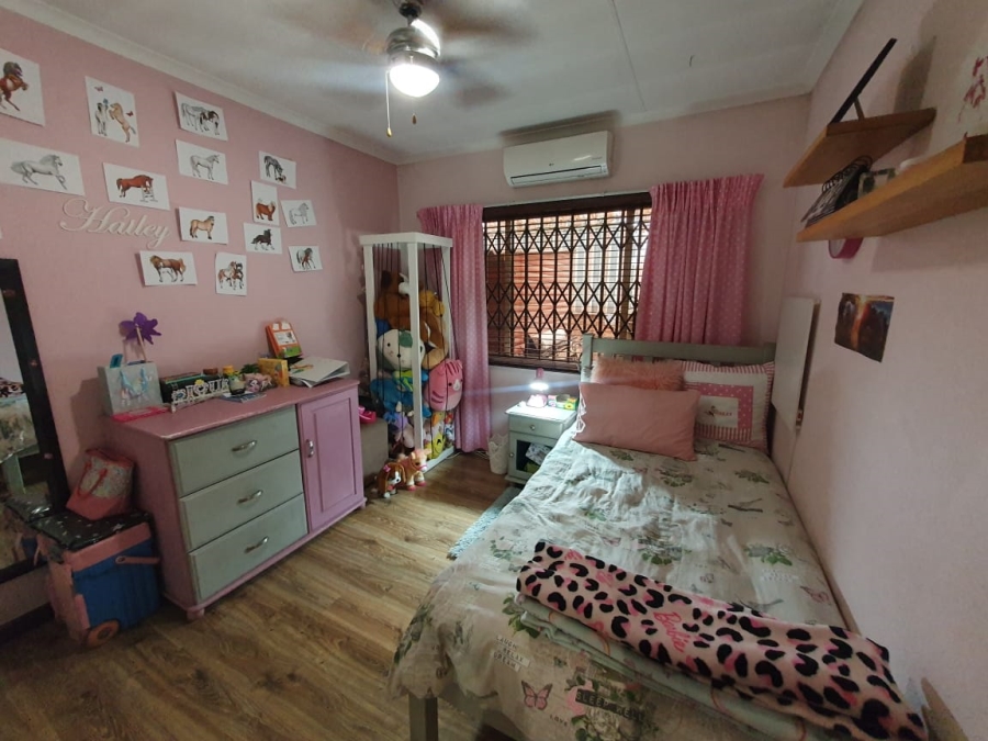 3 Bedroom Property for Sale in Vanderbijlpark SW 5 Gauteng
