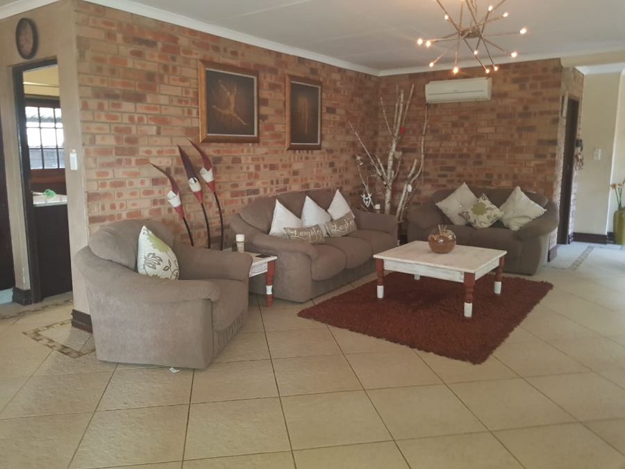 4 Bedroom Property for Sale in Vanderbijlpark SE 4 Gauteng