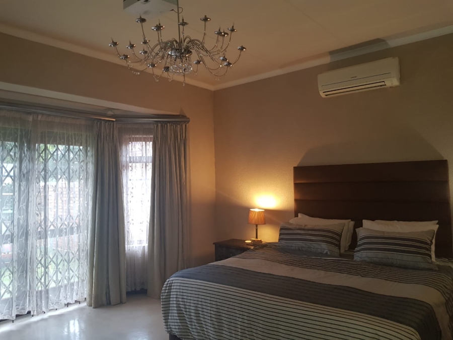 4 Bedroom Property for Sale in Vanderbijlpark SE 4 Gauteng