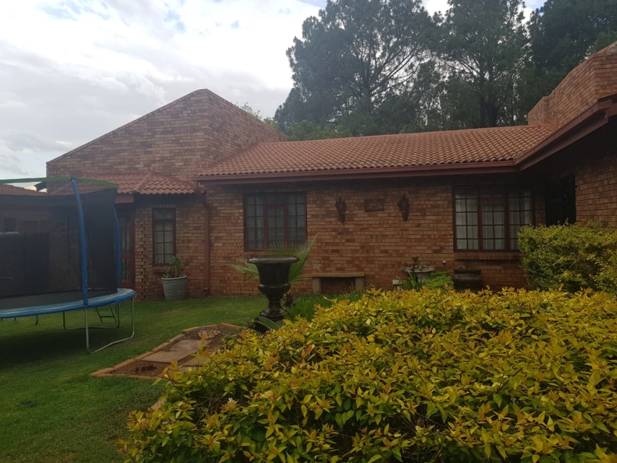 4 Bedroom Property for Sale in Vanderbijlpark SE 4 Gauteng