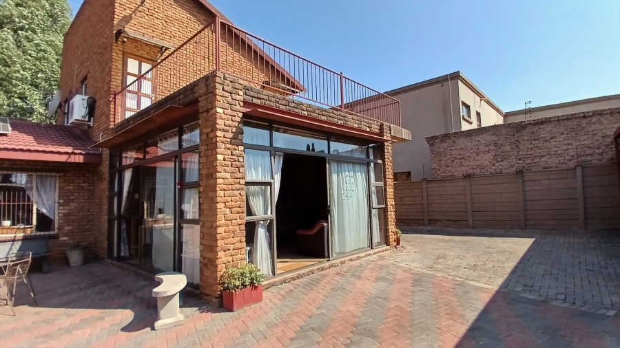 4 Bedroom Property for Sale in Vanderbijlpark SE 4 Gauteng