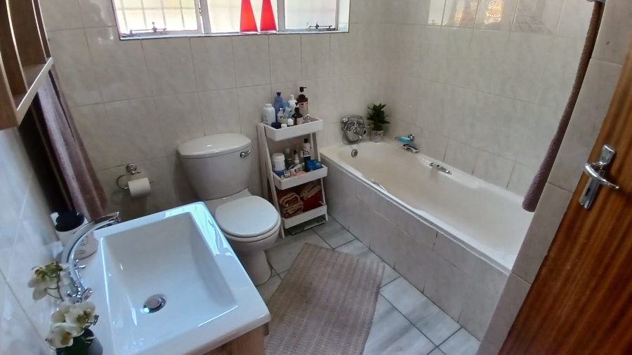 4 Bedroom Property for Sale in Vanderbijlpark SE 4 Gauteng