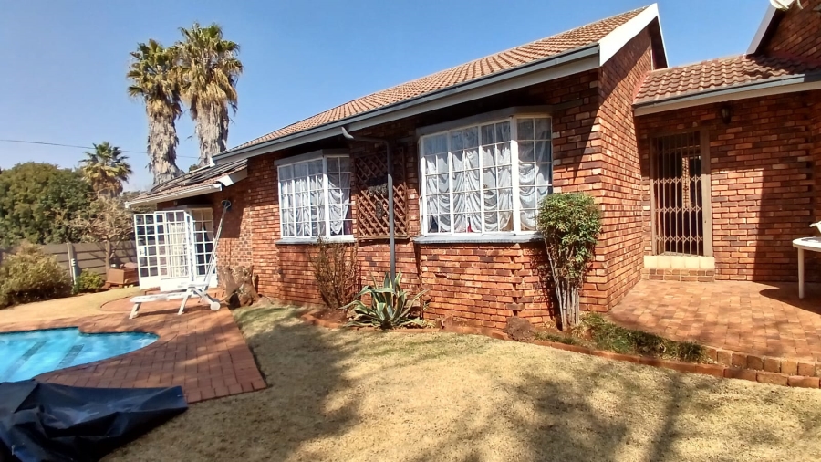 3 Bedroom Property for Sale in Vanderbijlpark SE 4 Gauteng