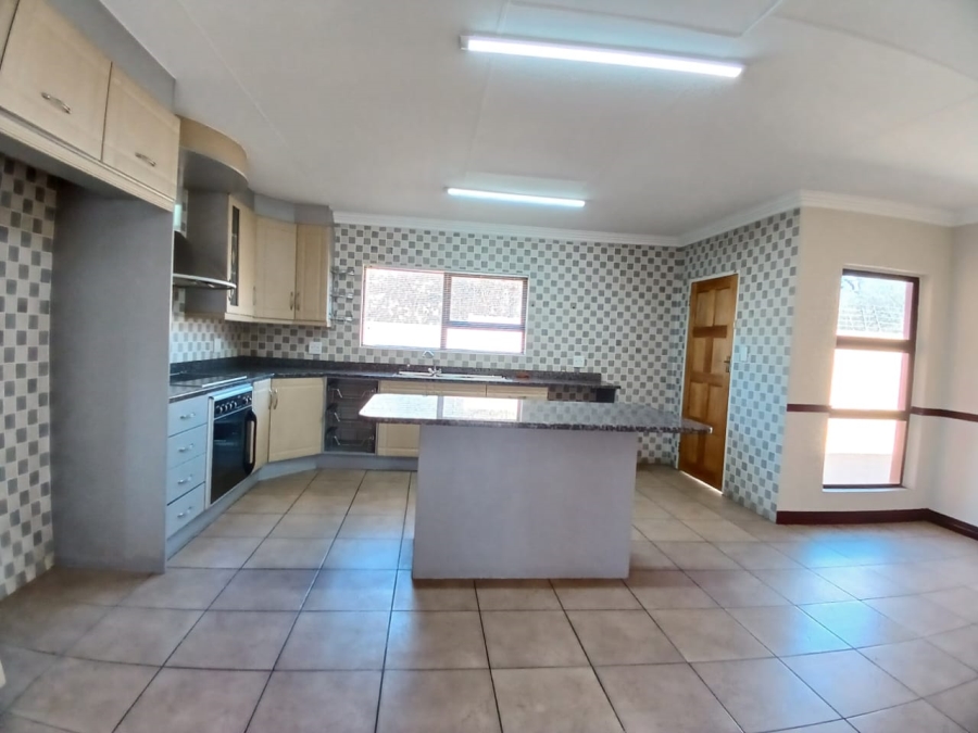 3 Bedroom Property for Sale in Vanderbijlpark SW 5 Gauteng