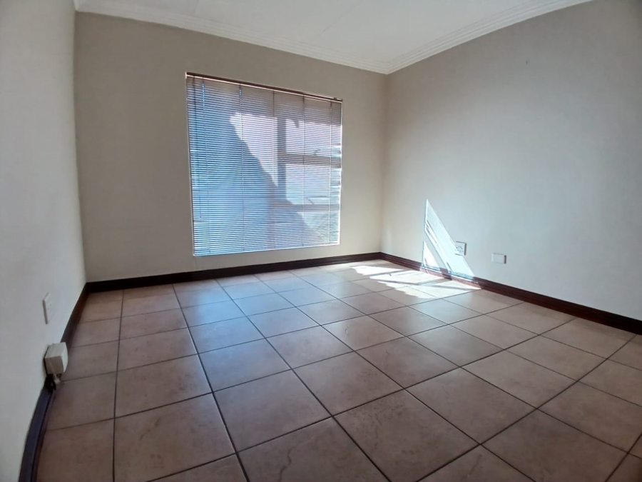 3 Bedroom Property for Sale in Vanderbijlpark SW 5 Gauteng