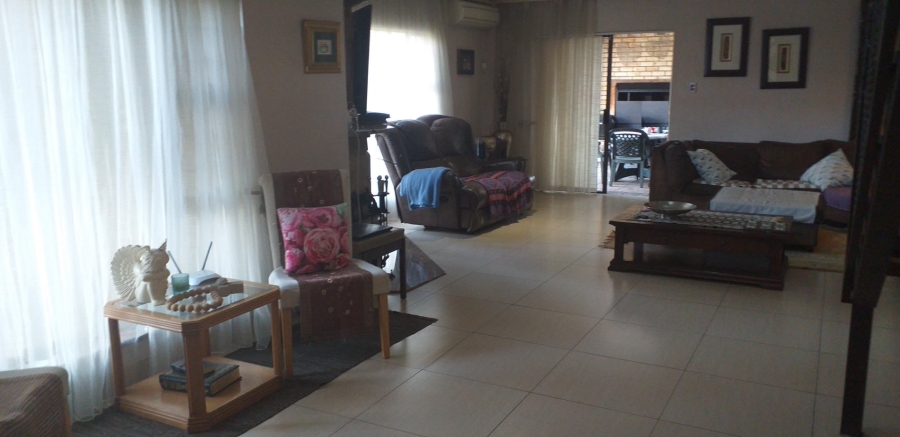 4 Bedroom Property for Sale in Vanderbijlpark SW 5 Gauteng