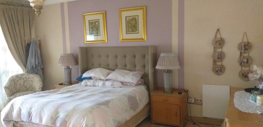4 Bedroom Property for Sale in Vanderbijlpark SW 5 Gauteng