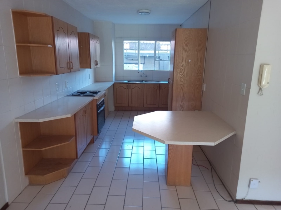 2 Bedroom Property for Sale in Vanderbijlpark SW 5 Gauteng