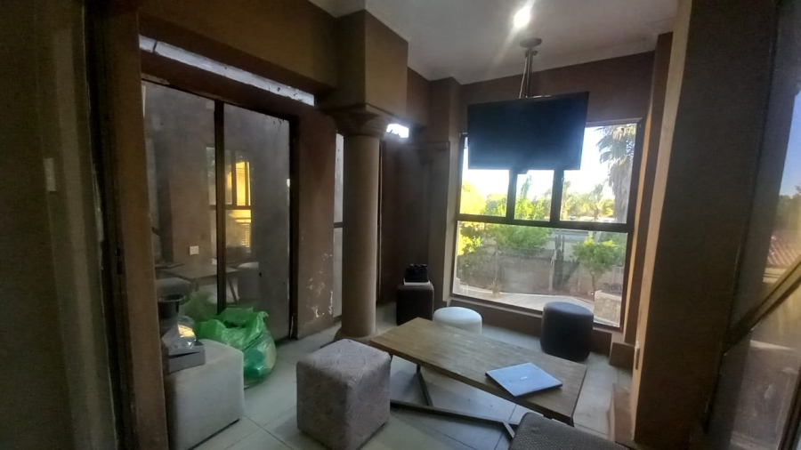 6 Bedroom Property for Sale in Vanderbijlpark SE 4 Gauteng