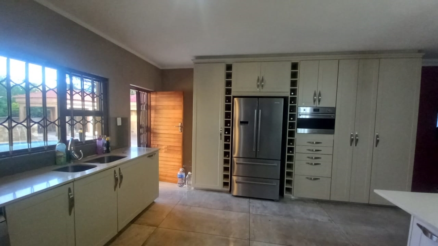 6 Bedroom Property for Sale in Vanderbijlpark SE 4 Gauteng