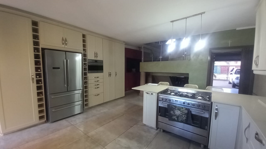 6 Bedroom Property for Sale in Vanderbijlpark SE 4 Gauteng