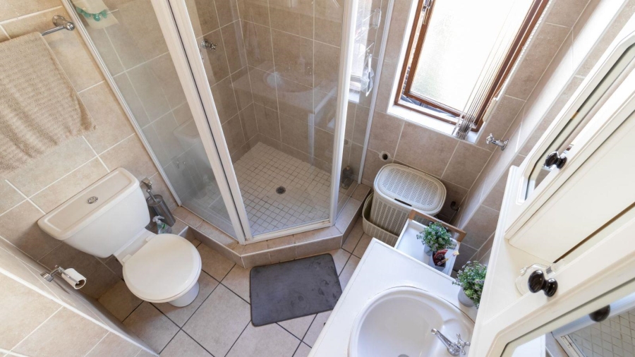 2 Bedroom Property for Sale in Bryanston Gauteng