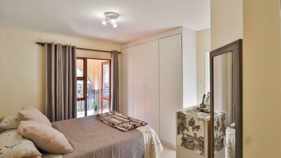 2 Bedroom Property for Sale in Bryanston Gauteng