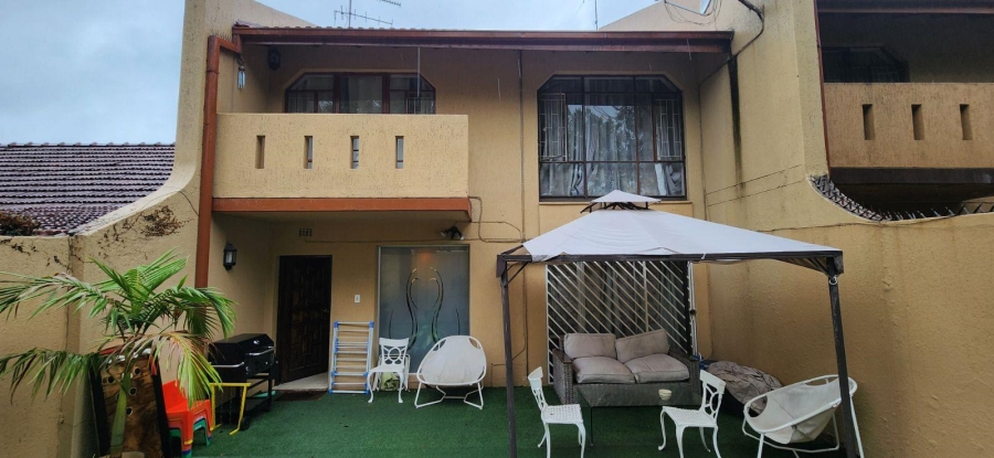 3 Bedroom Property for Sale in Lyndhurst Gauteng