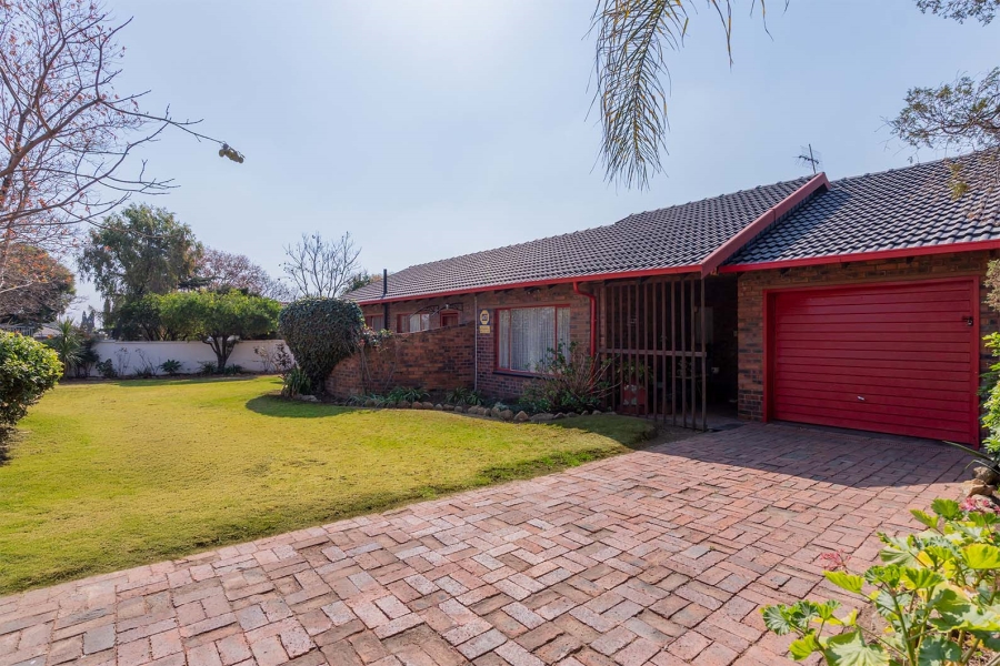 3 Bedroom Property for Sale in Croydon Gauteng