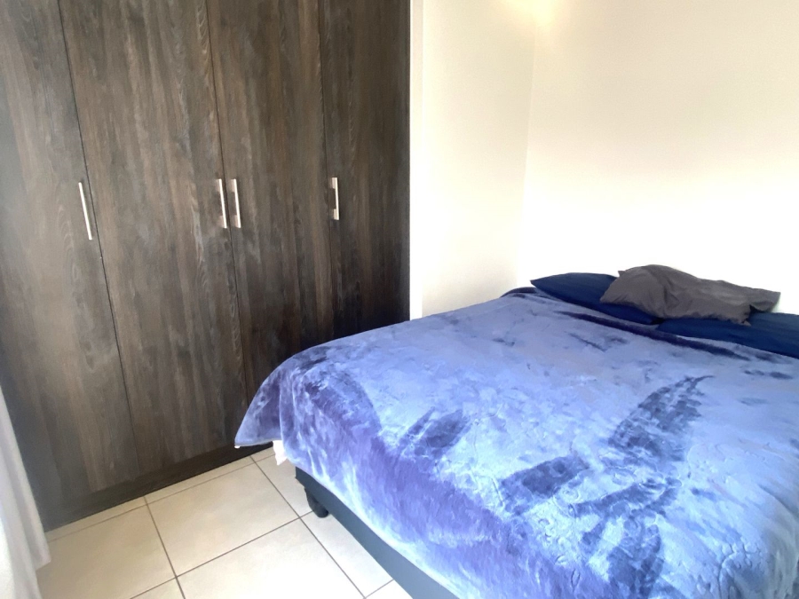 1 Bedroom Property for Sale in Olivedale Gauteng
