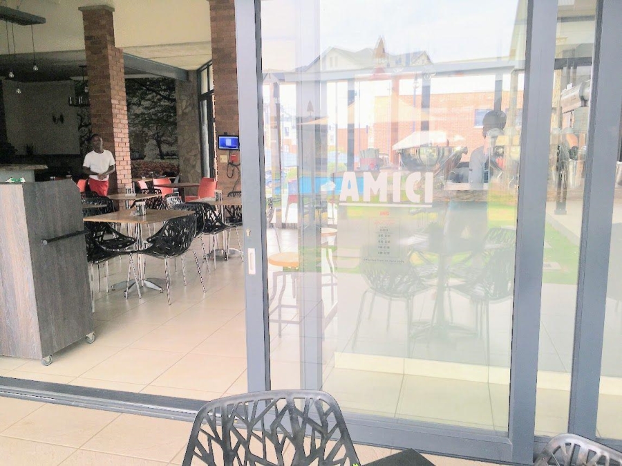 1 Bedroom Property for Sale in Olivedale Gauteng