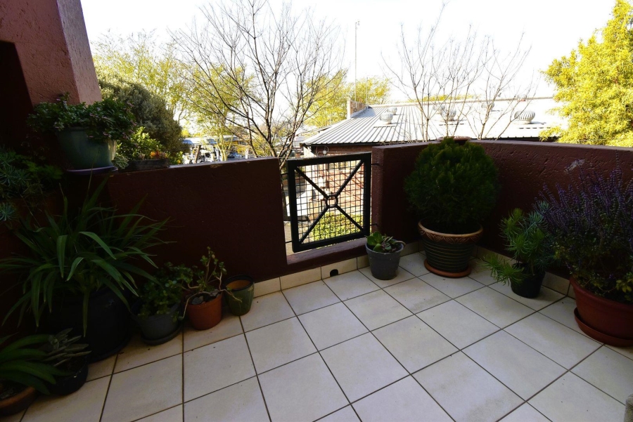2 Bedroom Property for Sale in Bromhof Gauteng