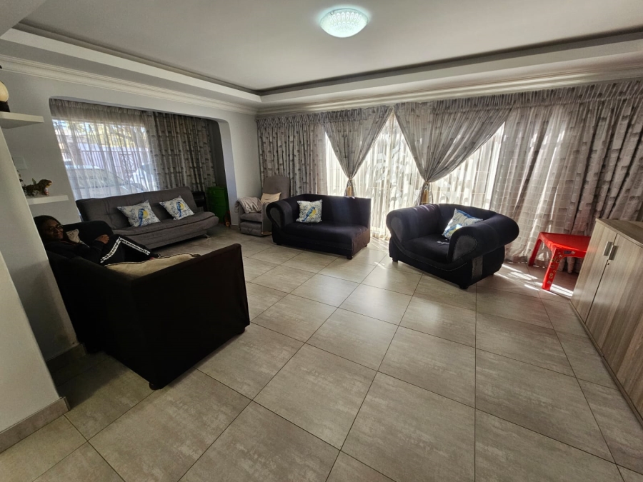 3 Bedroom Property for Sale in Raceview Gauteng
