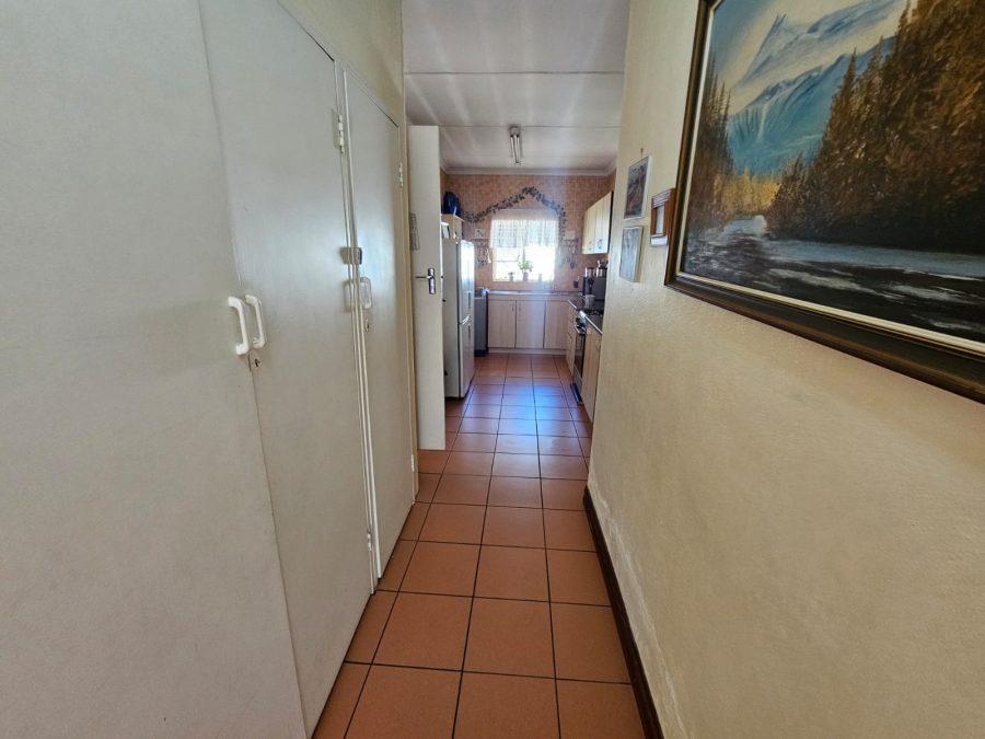 3 Bedroom Property for Sale in New Redruth Gauteng