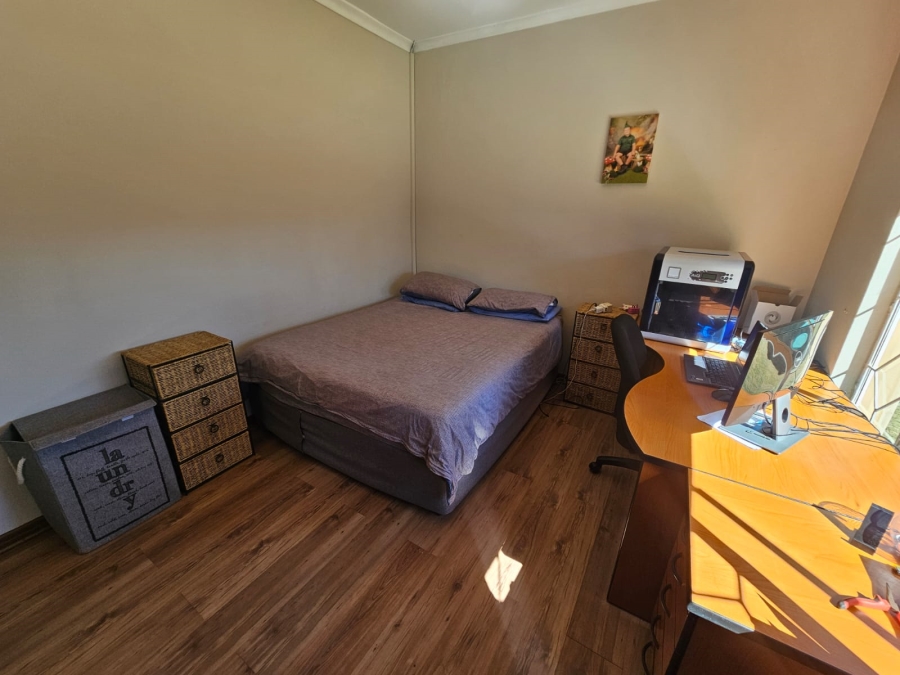 3 Bedroom Property for Sale in New Redruth Gauteng
