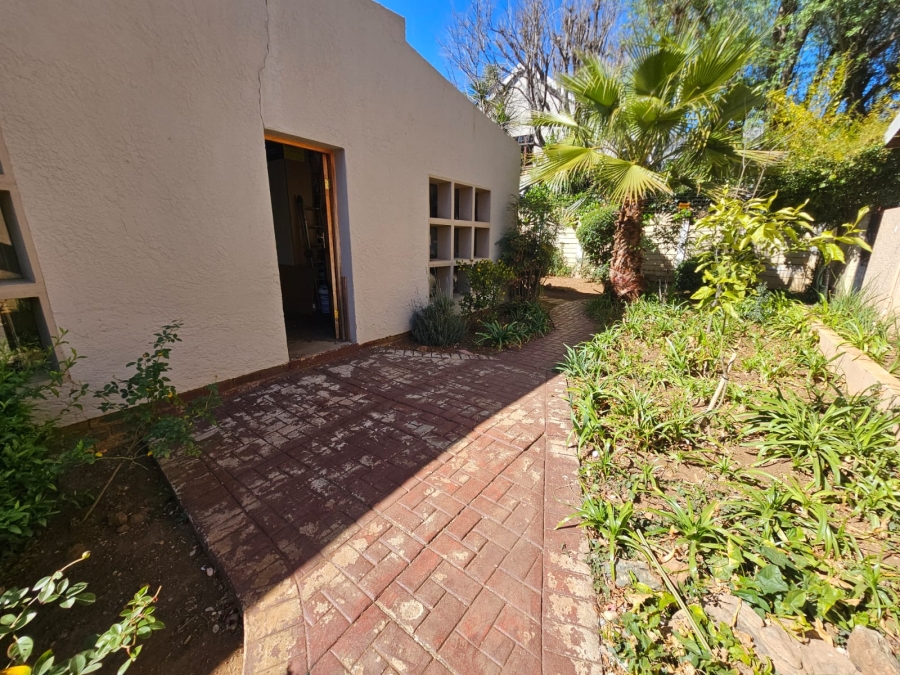 3 Bedroom Property for Sale in New Redruth Gauteng