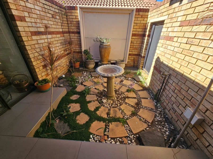 3 Bedroom Property for Sale in New Market Gauteng