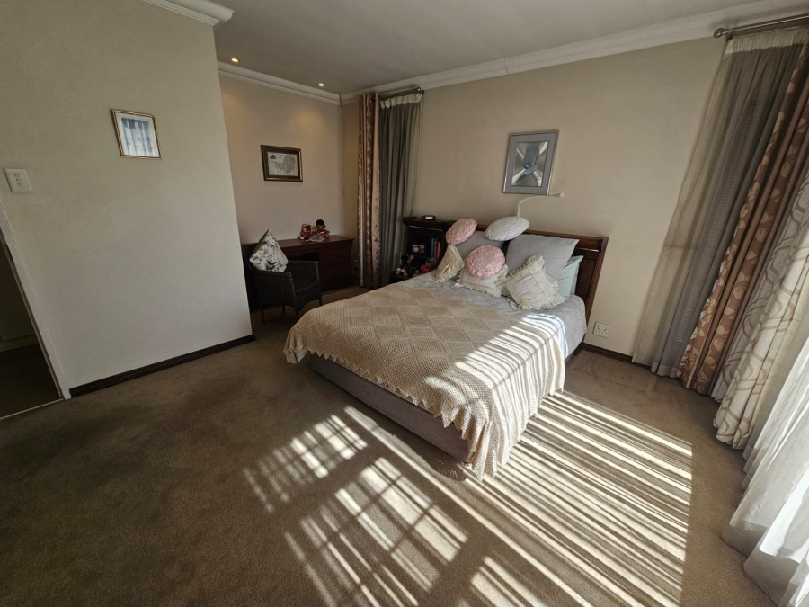 3 Bedroom Property for Sale in New Market Gauteng