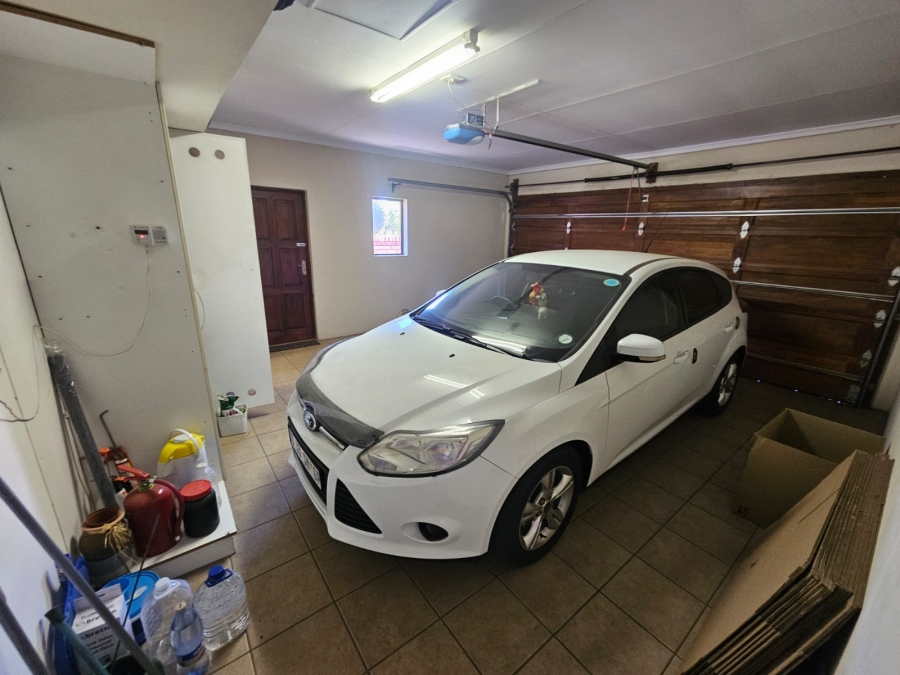 3 Bedroom Property for Sale in New Market Gauteng