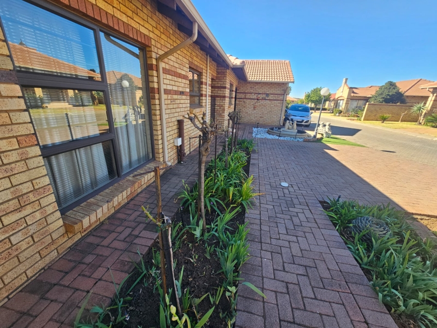 3 Bedroom Property for Sale in New Market Gauteng